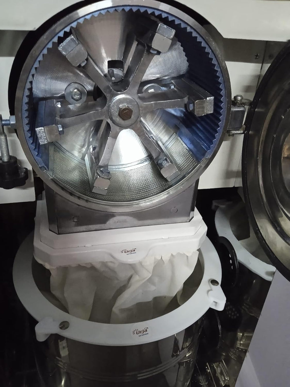 Urja Enterprise Flour Mill Aluminium Cutter (23 mm Hole)